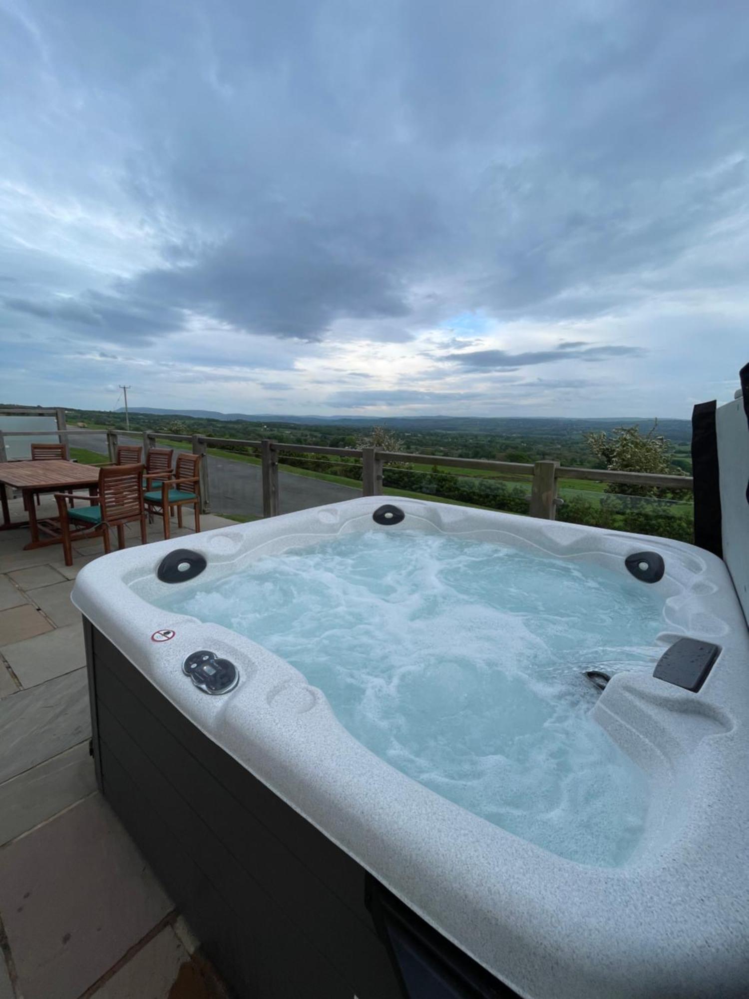 Дом отдыха Valley View Luxury Gamekeepers 4 Bedroomed *